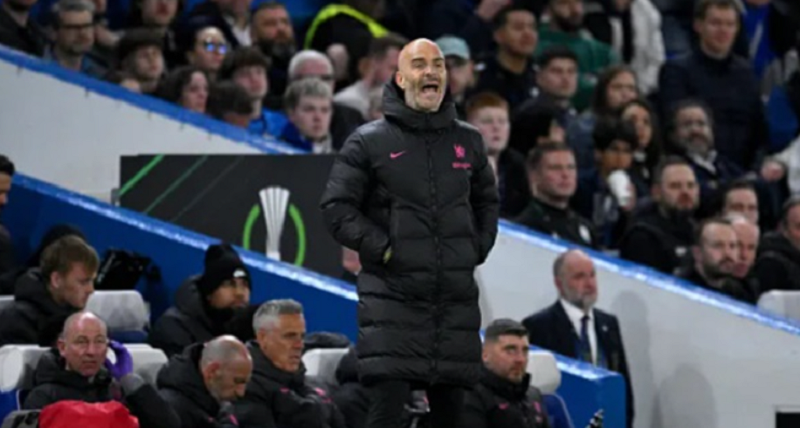 maresca-gay-choang-vang-khi-phan-ung-bat-ngo-truoc-su-phan-no-cua-cdv