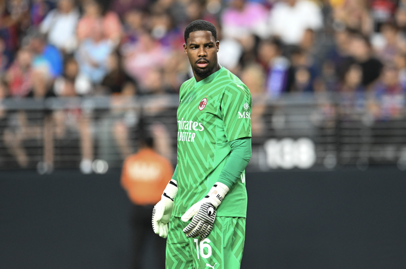 chelsea-san-sang-cai-to-khung-go-simon-phillips-tro-thanh-muc-tieu