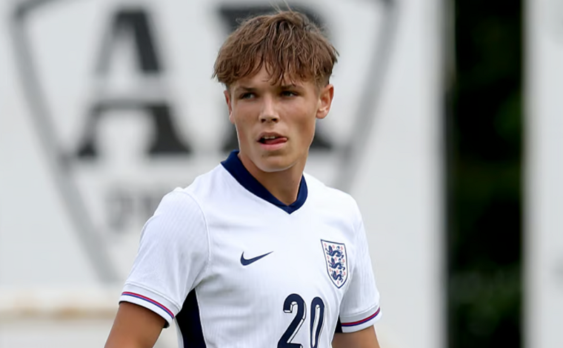 cuoc-dua-kin-tieng-vi-igor-tyjon-day-arsenal-vao-the-phai-ra-tay