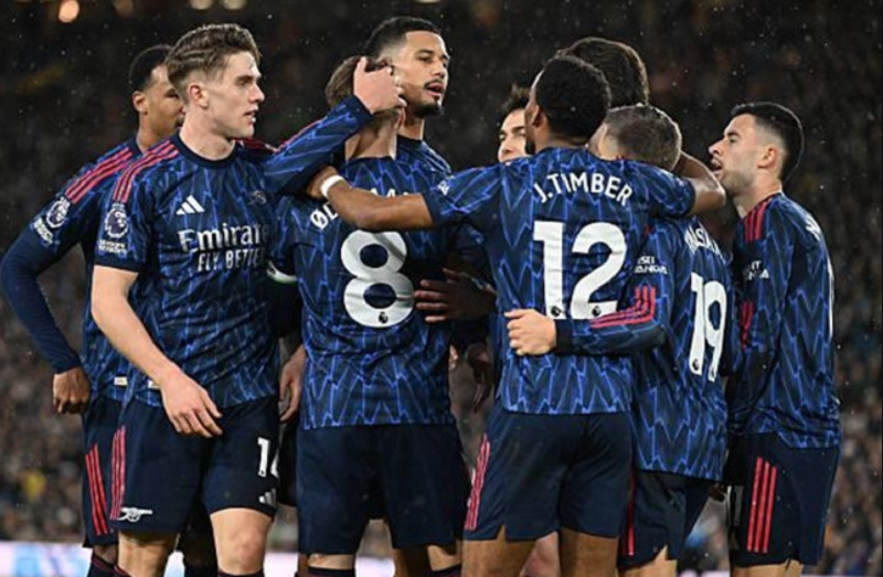 giai-thich-quyet-dinh-gay-tranh-cai-o-ban-thang-thu-hai-cua-arsenal-truoc-leeds