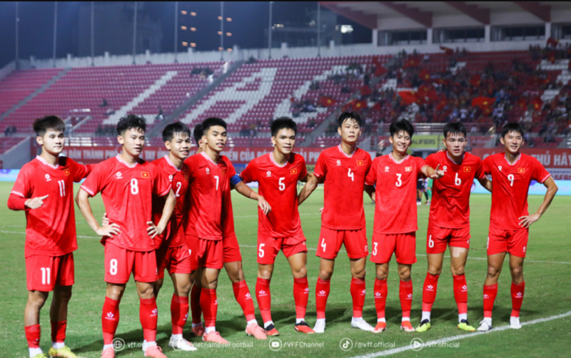 u23-viet-nam-mang-6-cau-thu-pvf-cand-sang-trung-quoc-du-cfa-team-china-2026
