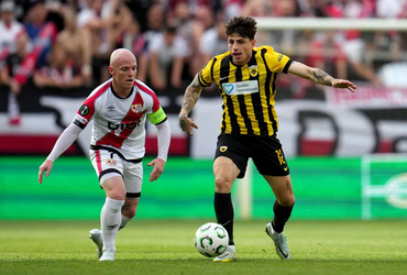 Rayo Vallecano vs AEK Athens (23:45 – 09/04)