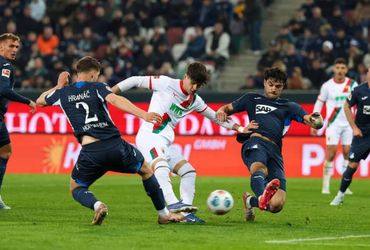 Augsburg vs TSG Hoffenheim (01:30 – 11/04)
