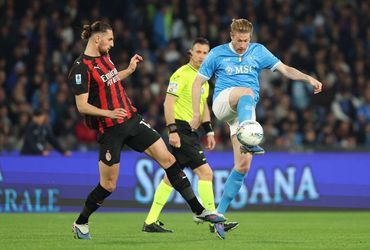 Napoli vs AC Milan (01:45 – 07/04)